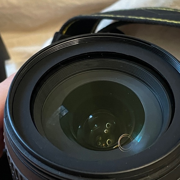 Nikon D3100 - Picture 4 of 4